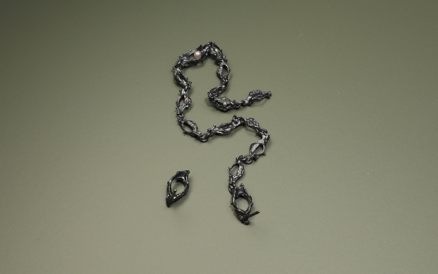 Earring 03
