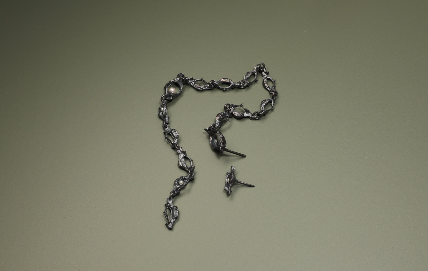 Earring 03